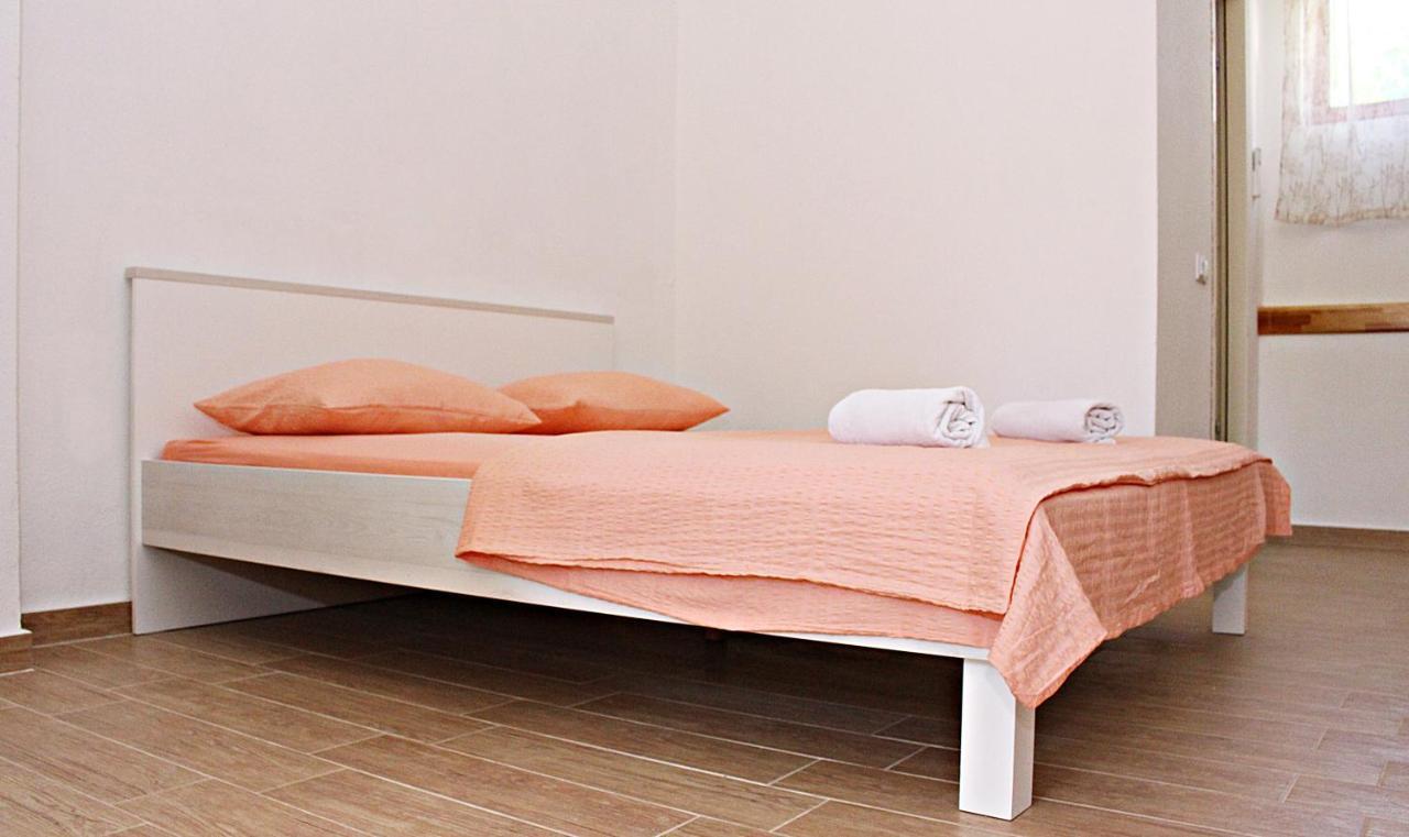 Studio Apartman Zara Exterior foto